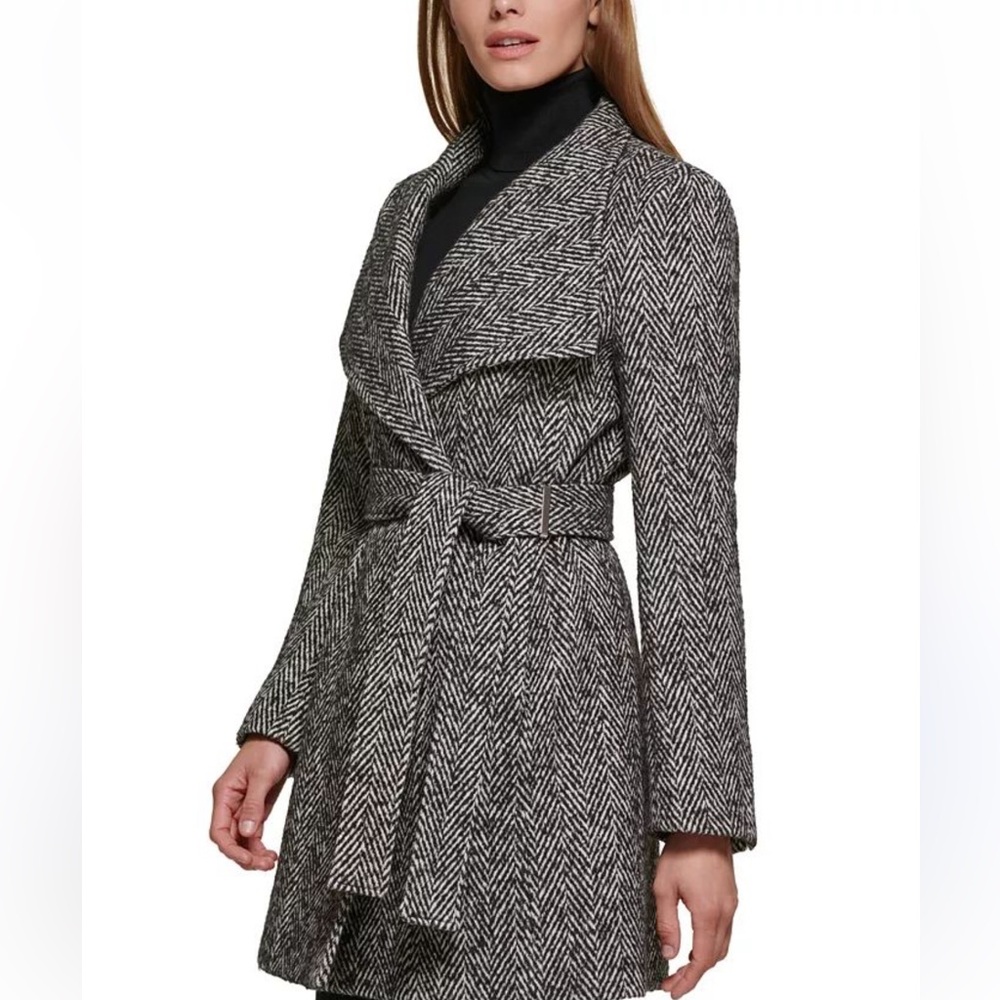 Calvin Klein Women's Black and White Herringbone Trench Coat